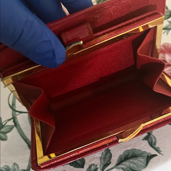 Louis Vuitton Red Textured Accessory - Picture 4 of 7